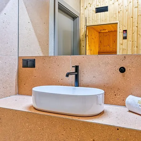 Villa Dom Z Sauna W Gorach Dwa Widoki - By Royal Aparts