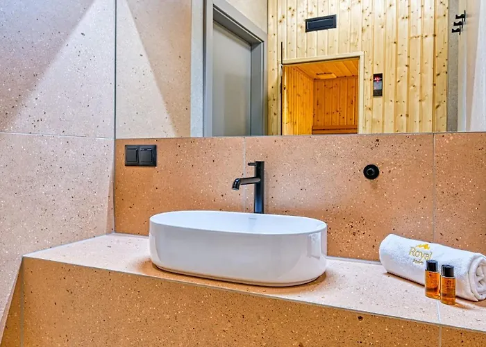 Villa Dom Z Sauna W Gorach Dwa Widoki - By Royal Aparts